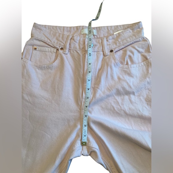 H&M Light Pink Loose Straight High Jeans. 100% Cotton. Size 8. - Picture 6 of 9